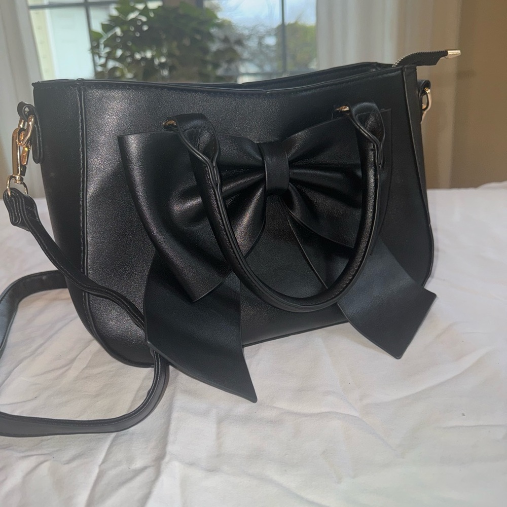 Sophisticated Black Bow Satchel/Shoulder Bag